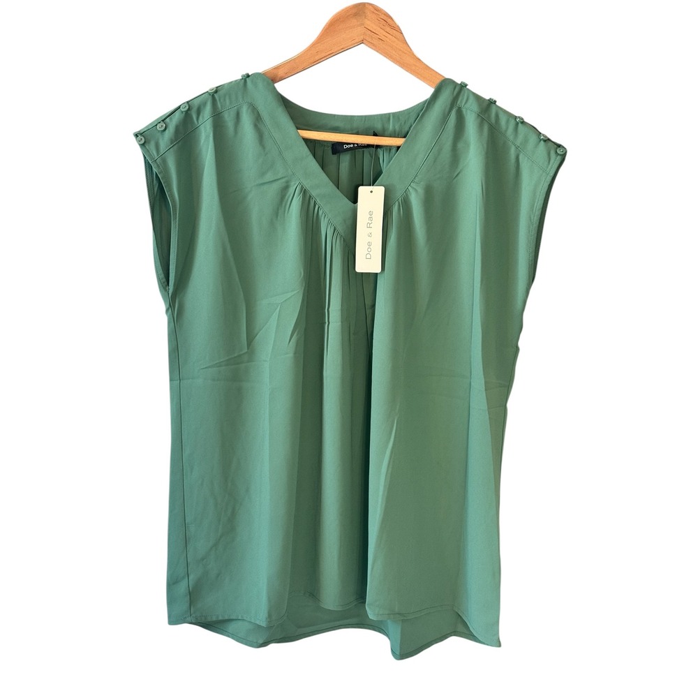 Doe & Rae Sage Green V-Neck Cap Sleeve Pleated Blouse Women's Small NWT Office